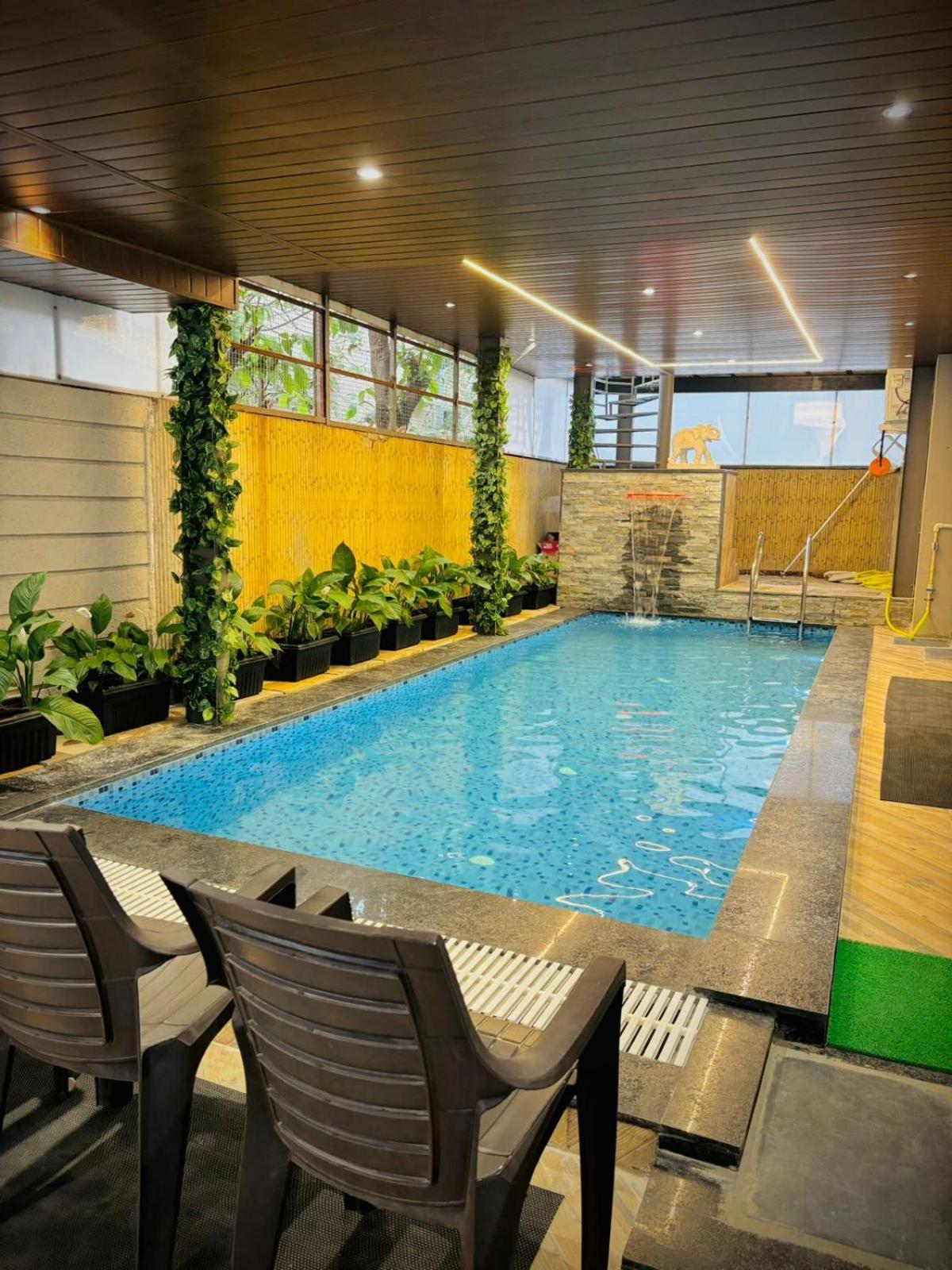 ロナバラ Ll Golden Leaf Ll 3Bhk Ll Ac Llヴィラ エクステリア 写真